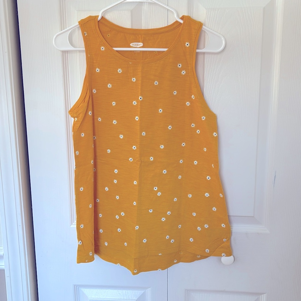 Old Navy Tank NEW
